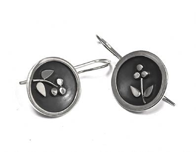 Silver Drop Earrings - A7103. 