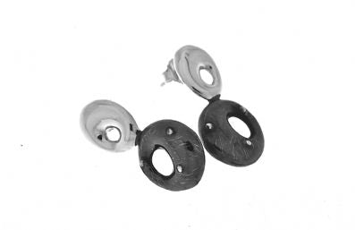 Silver Drop Earrings - A8025. 