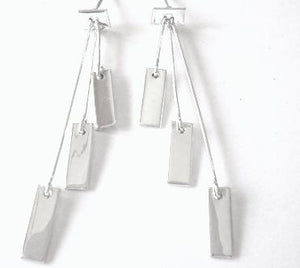 Silver Drop Earrings - Ah884. 
