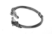 Load image into Gallery viewer, Silver Bangle - B493. 
