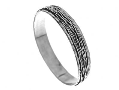 Silver Bangle - B5181. 