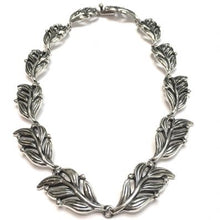 Load image into Gallery viewer, Silver Necklace - C3086. 
