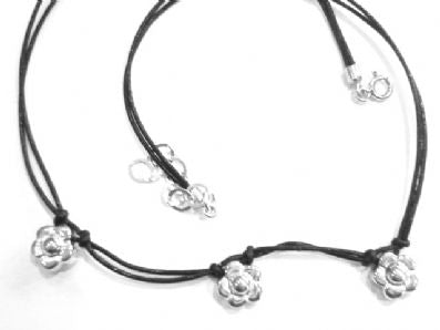 Silver Necklace - C6010. 