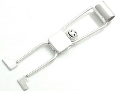 Silver Pendant - D693. 