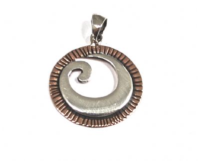 Silver Pendant - D9100. 