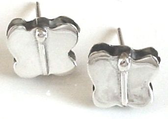 Silver Stud Earrings - Faa225. 