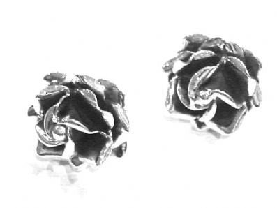 Silver Stud Earrings - Ja67. 