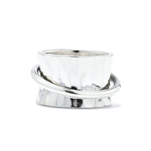 Load image into Gallery viewer, Silver Ring - R7005
